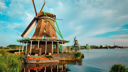 DAGTOCHT VANUIT AMSTERDAM...